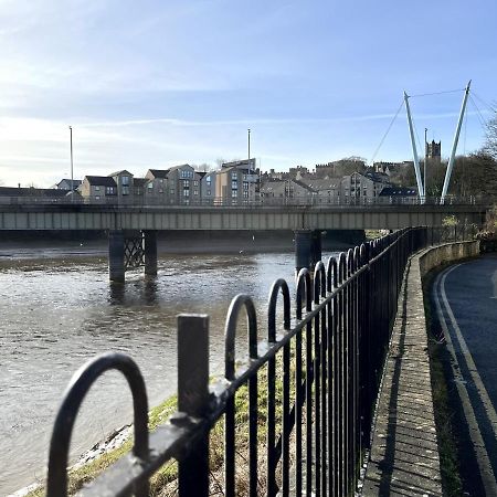 River Terrace Lancaster Extérieur photo