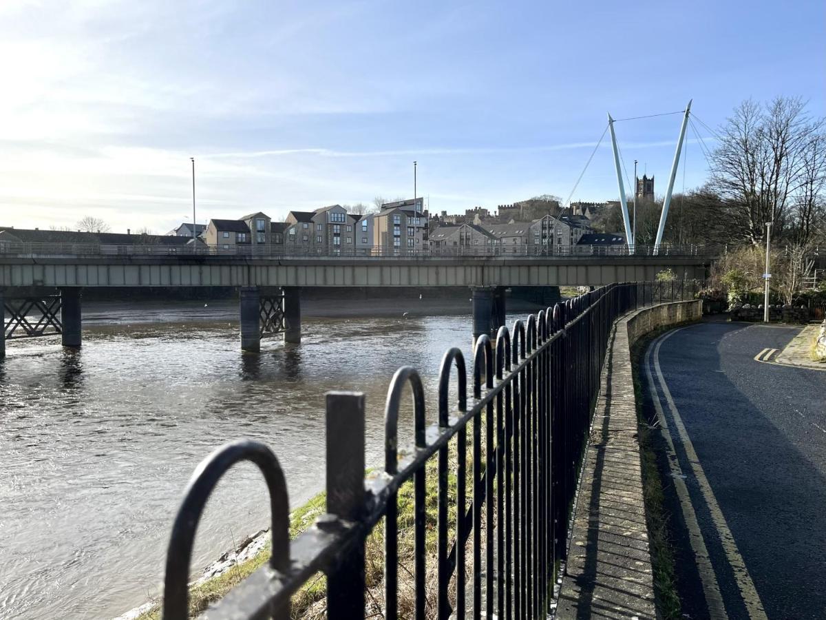 River Terrace Lancaster Extérieur photo